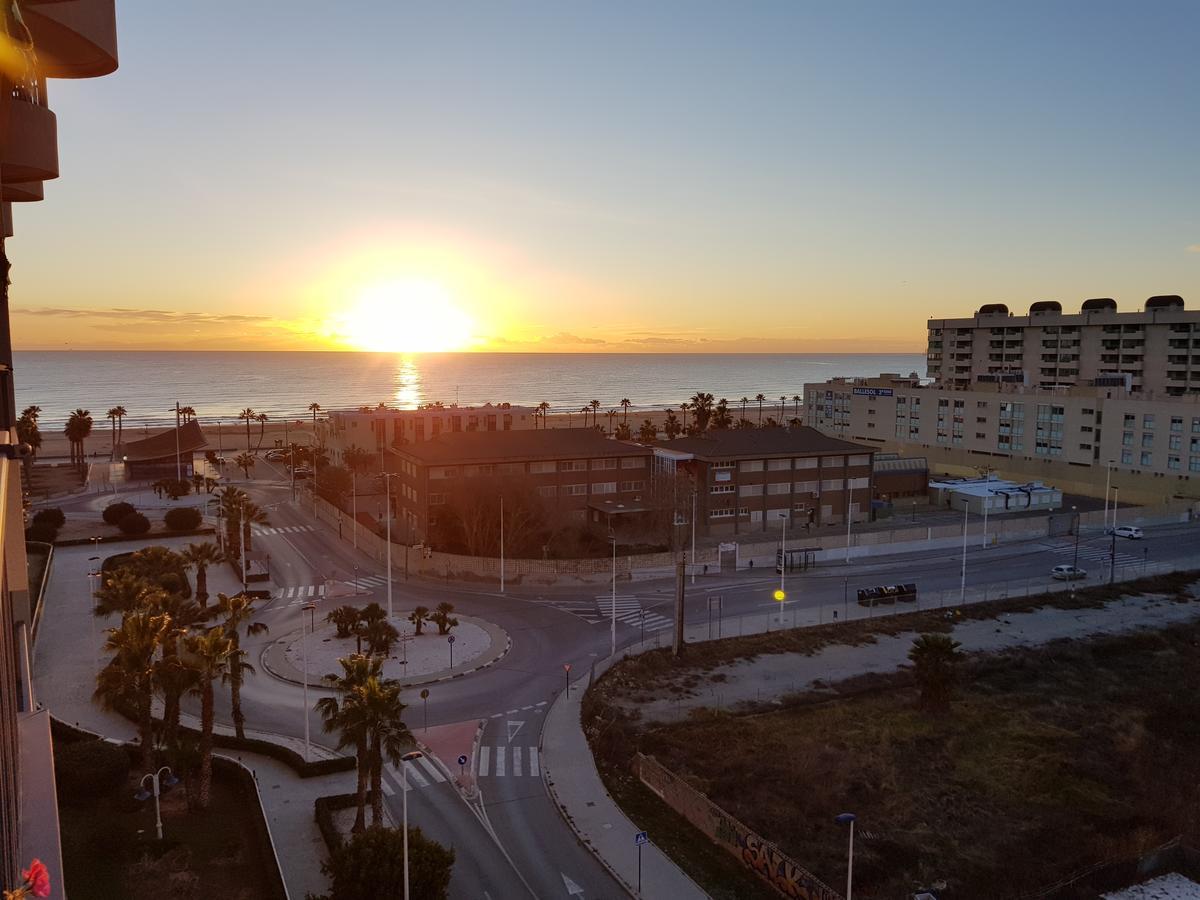 Apartamento Frente Al Mar Apartment Valencia Exterior photo